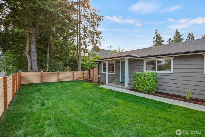 Property Photo:  3029 NE  133rd Street  WA 98125 
