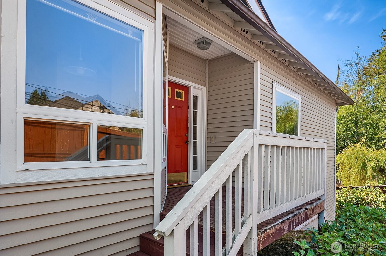 Property Photo: 15604 48th Place W WA 98026