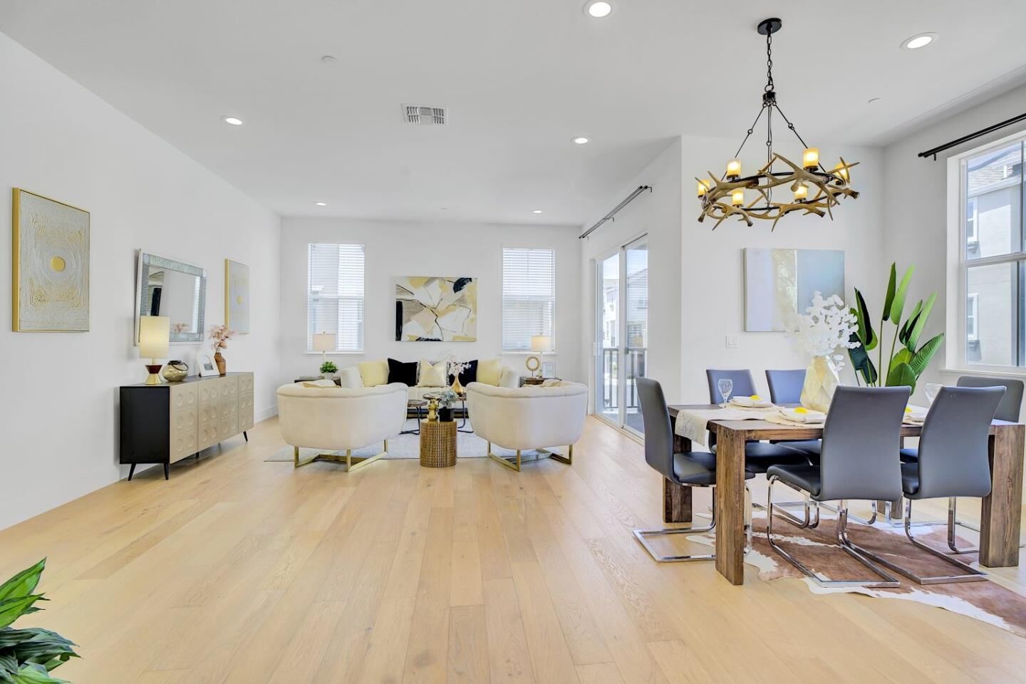 Property Photo: 37356 Suncrest Street CA 94560