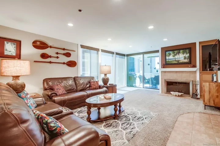 Property Photo: 4016 Gresham Street C2 CA 92109