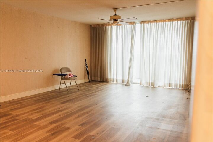 Property Photo: 2780 NE 183rd St 908 FL 33160