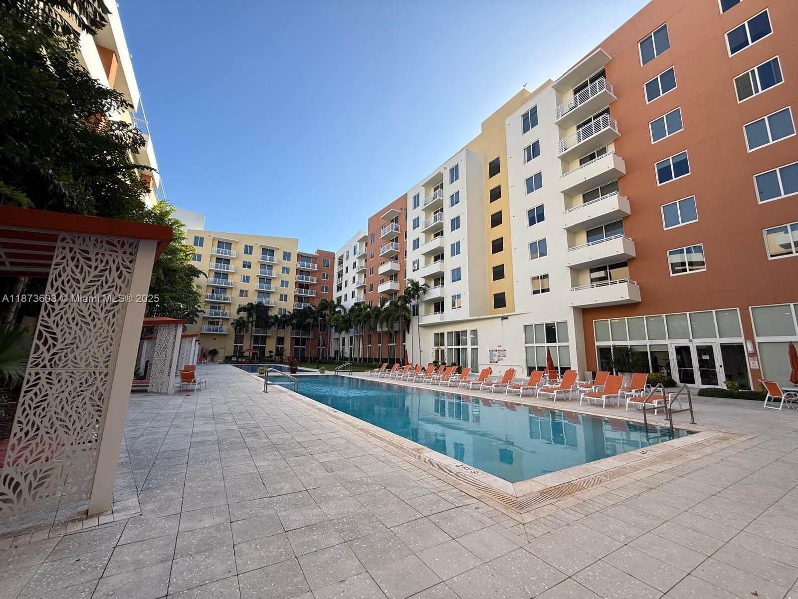 Property Photo:  18800 NE 29th Ave 804  FL 33180 