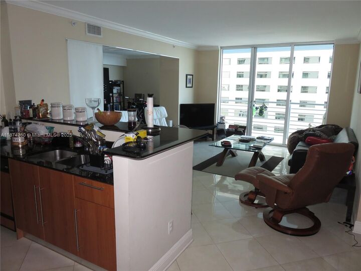 Property Photo:  335 S Biscayne Blvd 1508  FL 33131 