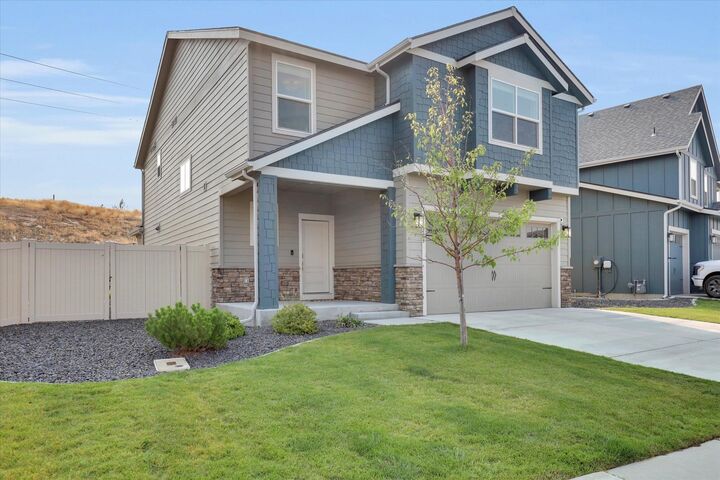 Property Photo:  283 S Legacy Ridge Dr  WA 99019 