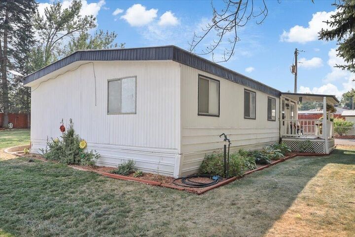 Property Photo:  3621 W Hallett Rd  WA 99224 
