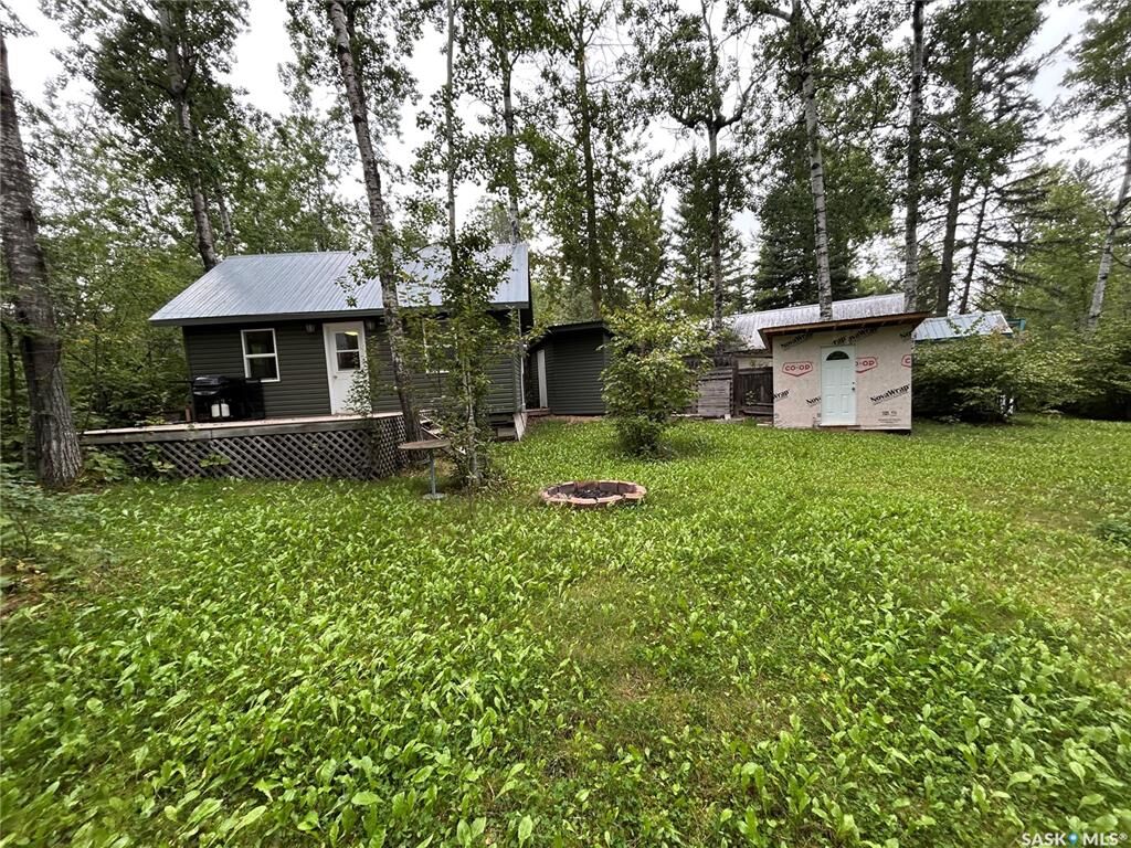 Property Photo: 6030 Spruce Way SK S0E 0E0