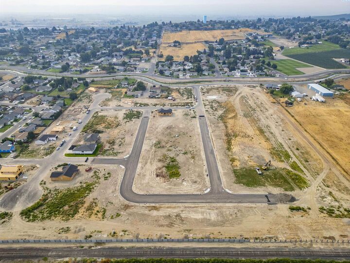 Property Photo:  Tbd Lot 26 Harvest Valley Estates Phase 2  WA 98944 