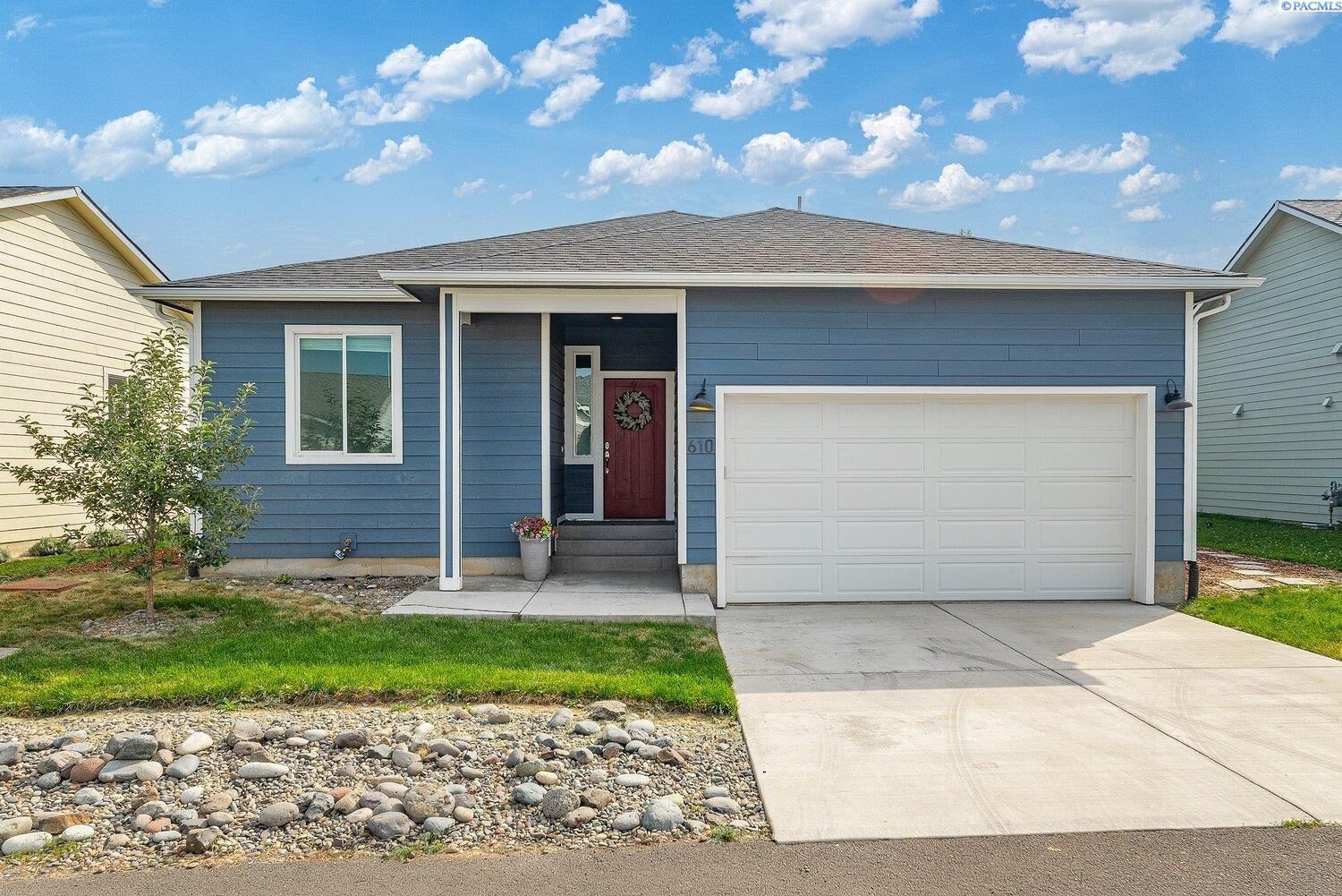 Property Photo:  610 Harvest Loop  WA 99161 