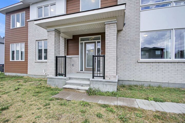 Photo de la propriété: 254 Ormiston Crescent ON K2J 7E4