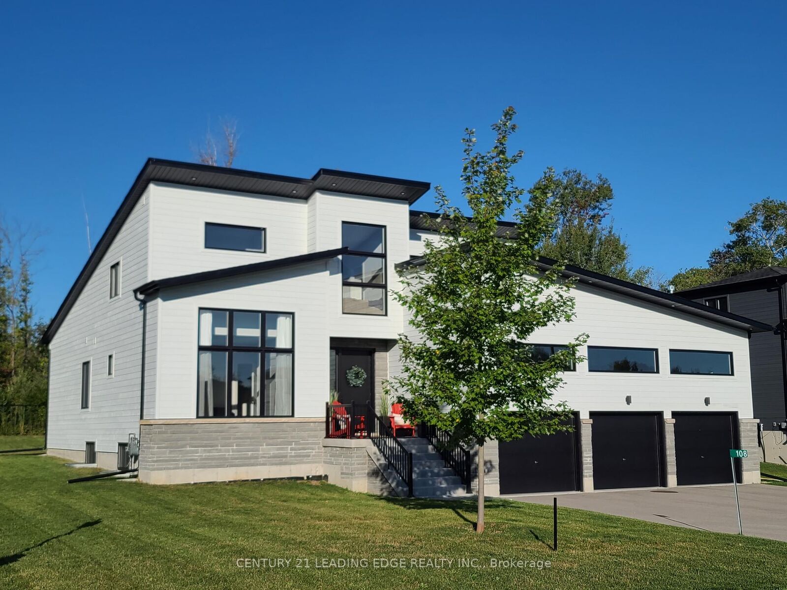 Property Photo:  108 Goldie Court  ON N0H 1J0 
