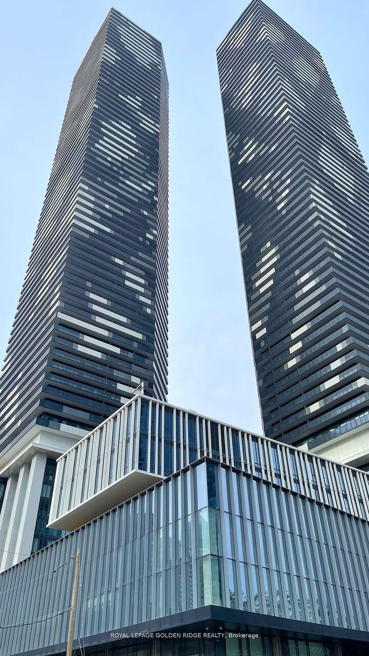 Property Photo:  55 Cooper Street 7008  ON M5E 0G1 