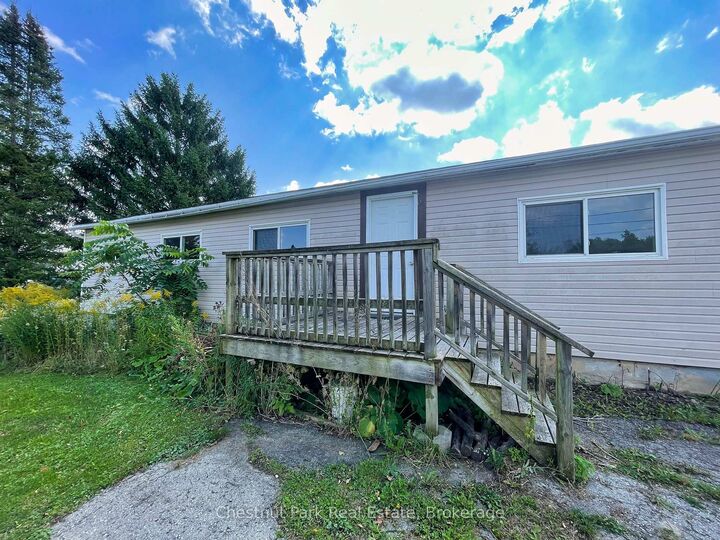 Property Photo: 383 Thompson Street ON N4L 1H7