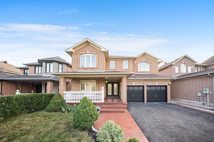 Property Photo:  486 Fernforest Drive  ON L6R 2V4 
