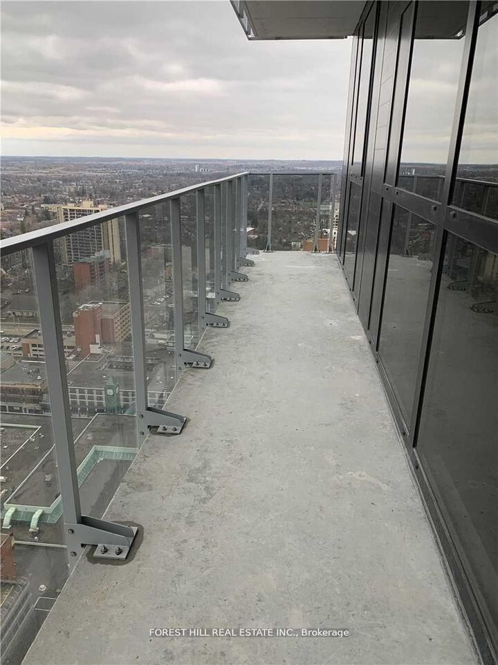 Photo de la propriété: 60 Frederick Street 3314 ON N2H 2L7