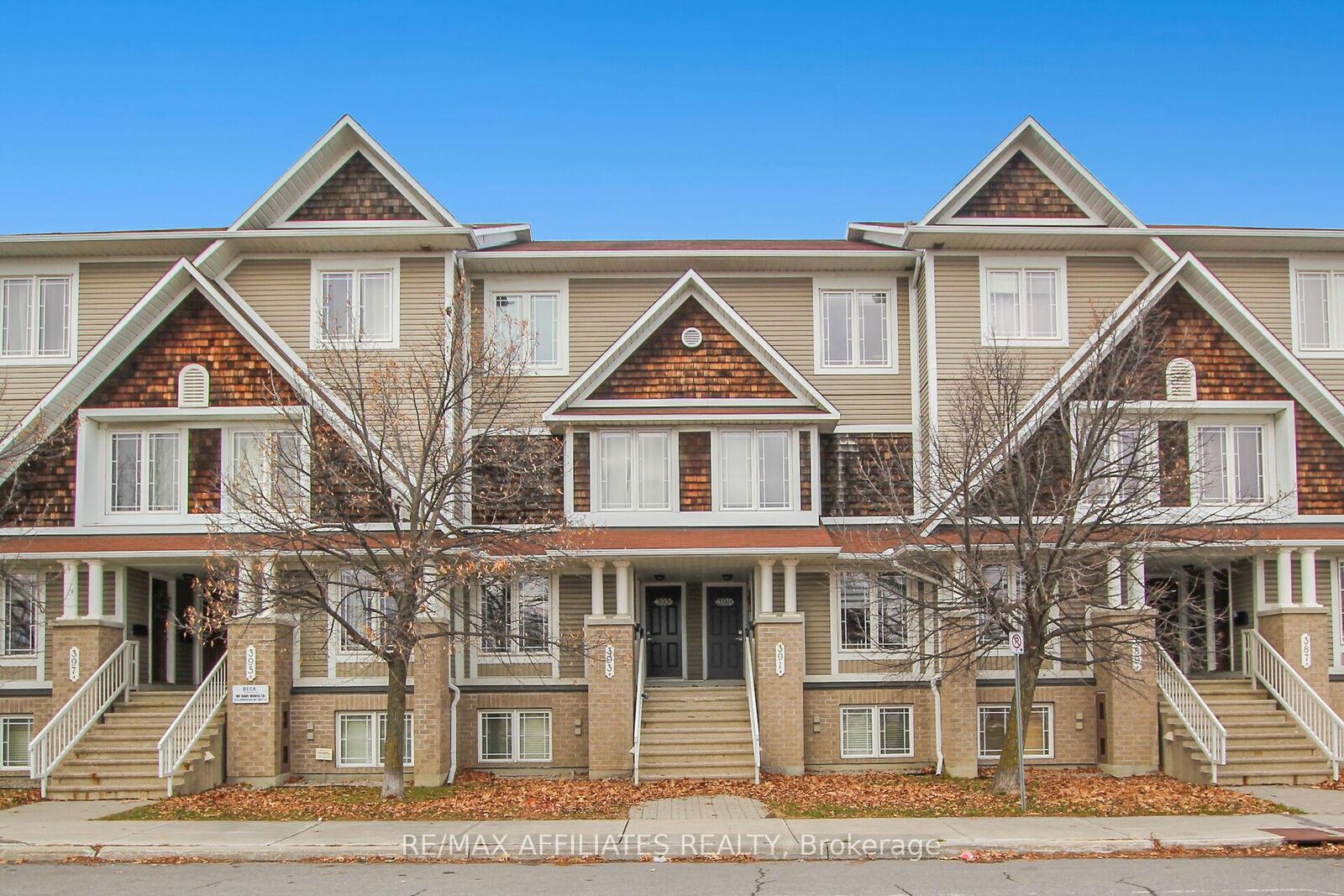 Property Photo: 393 Chapman Mills Drive ON K2J 0M7