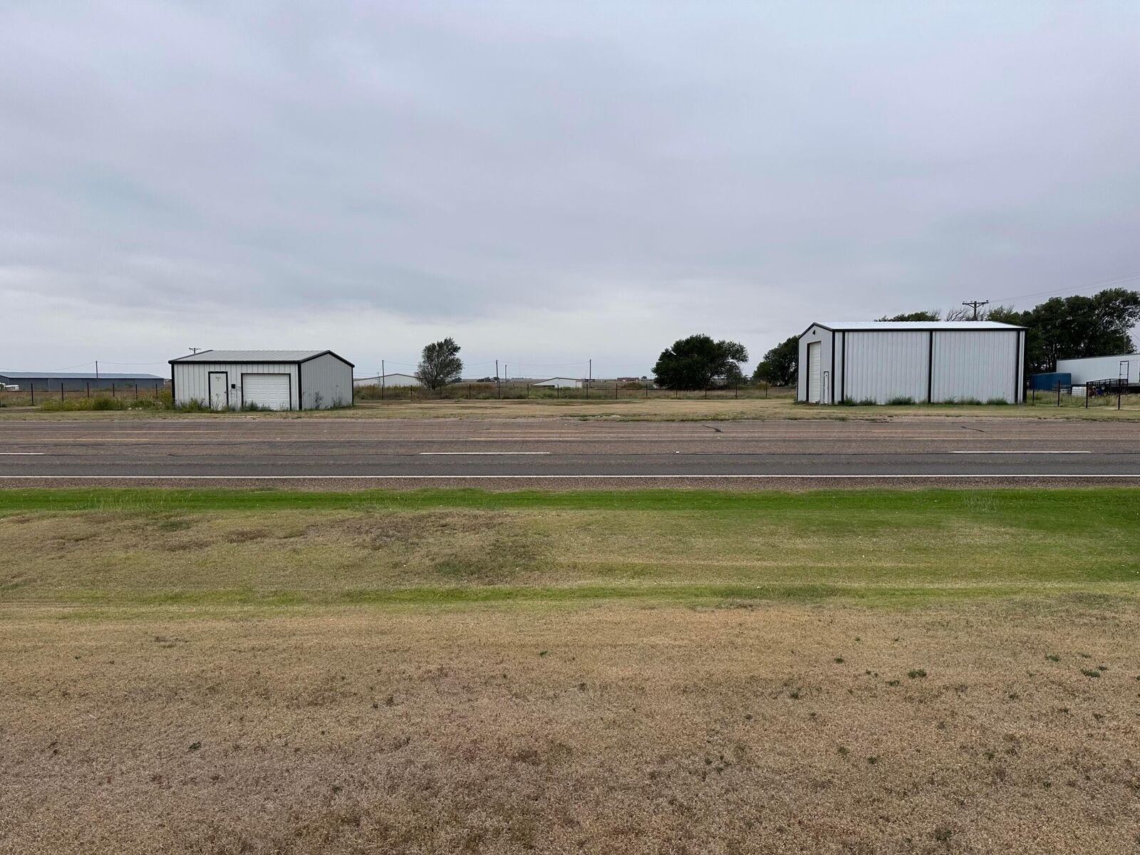 Property Photo:  302 S Tallmadge Avenue  TX 79042 