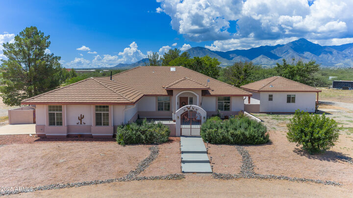 Property Photo:  8910 S Rio Santiago --  AZ 85615 
