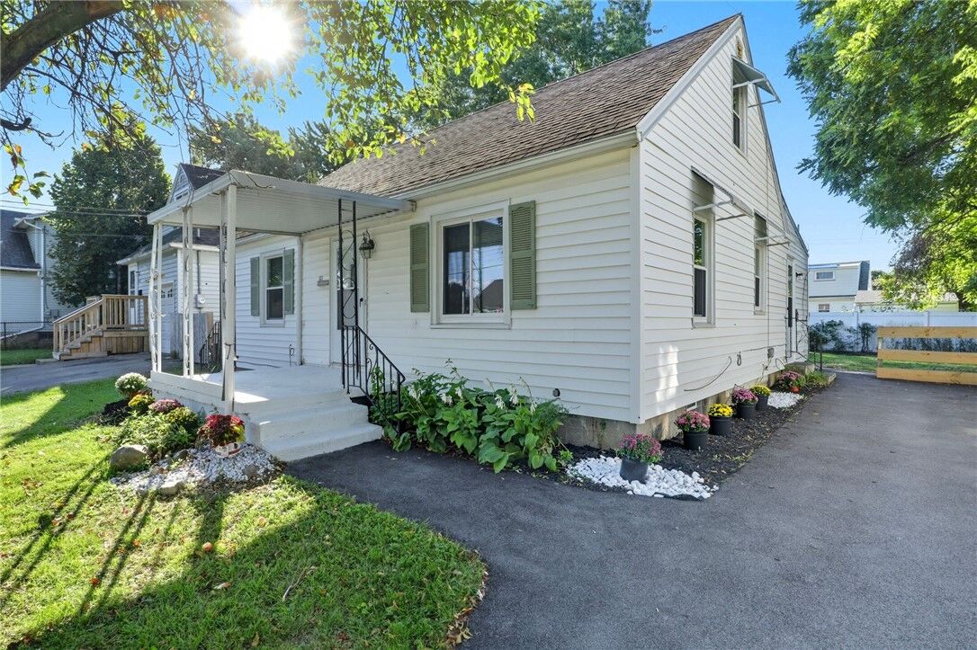 Property Photo:  137 Marne Street  NY 14609 