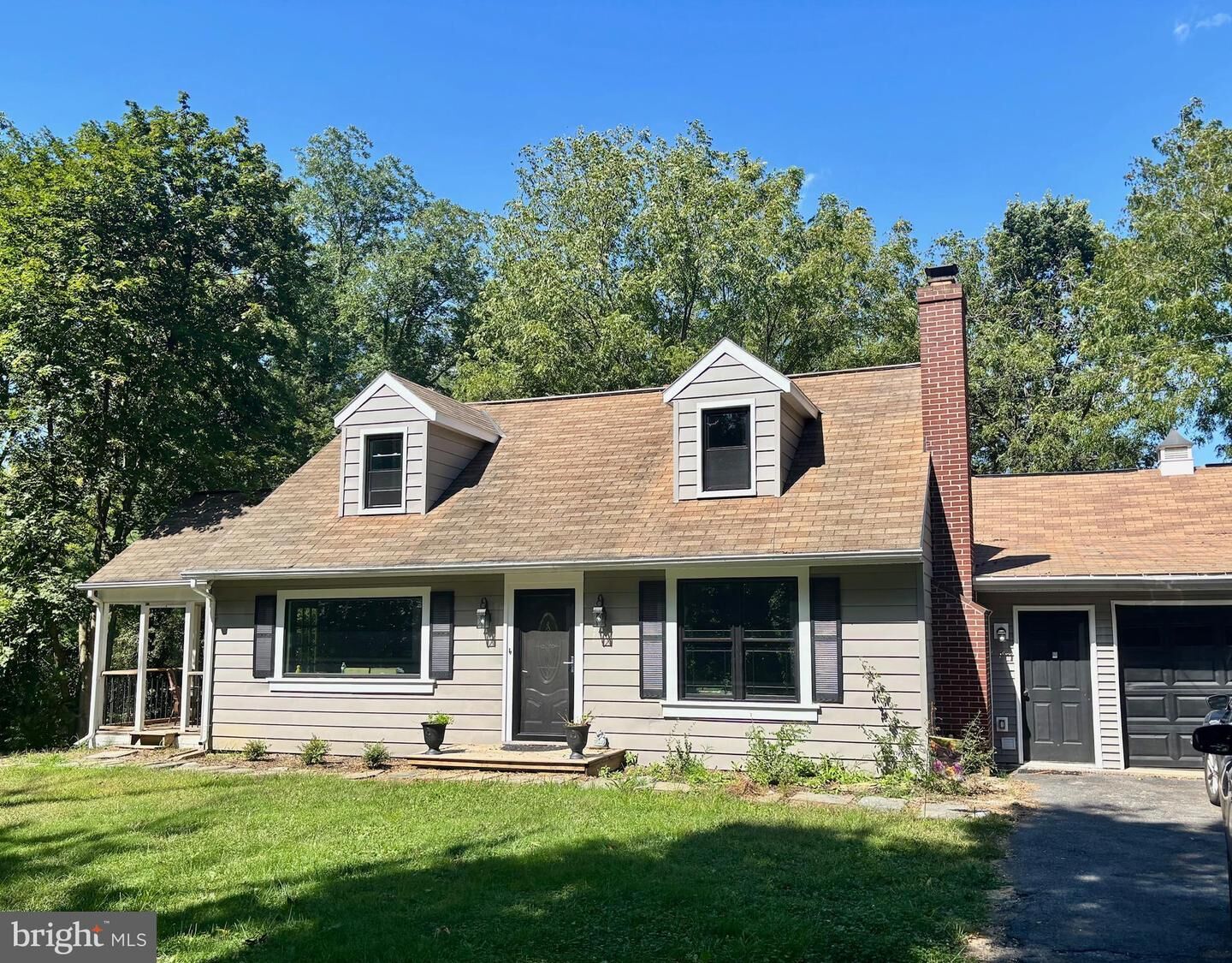 Property Photo:  191 Pinetown Road  PA 17540 
