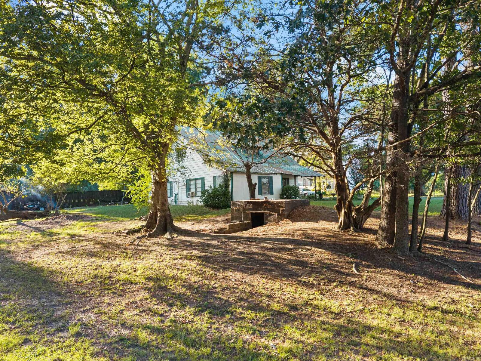Property Photo:  6 S Main Street  AR 72106 