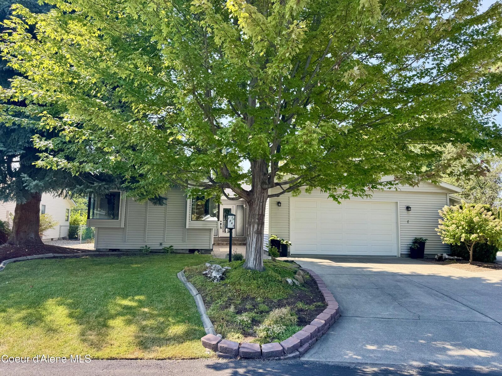 Property Photo: 1563 W Woodlawn Dr ID 83835