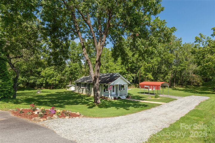 Property Photo:  2 Foster Creek Road  NC 28742 
