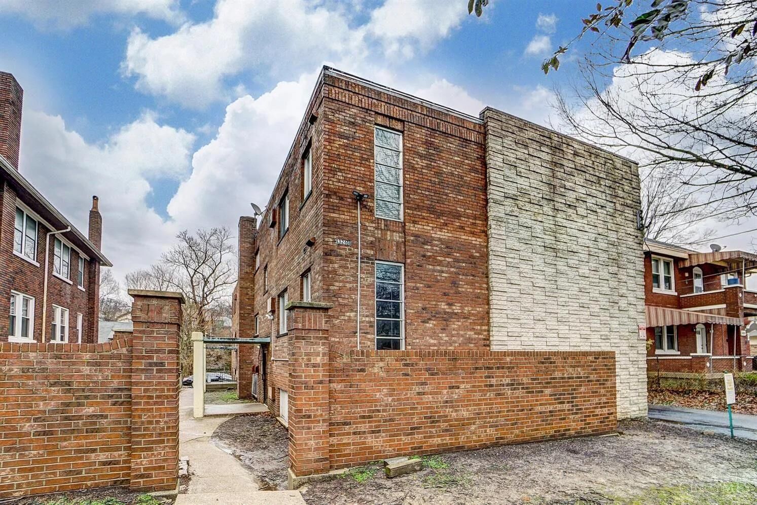 Property Photo:  4326 Hamilton Avenue  OH 45223 