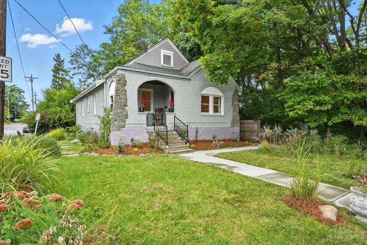 Property Photo:  1601 Manss Avenue  OH 45205 