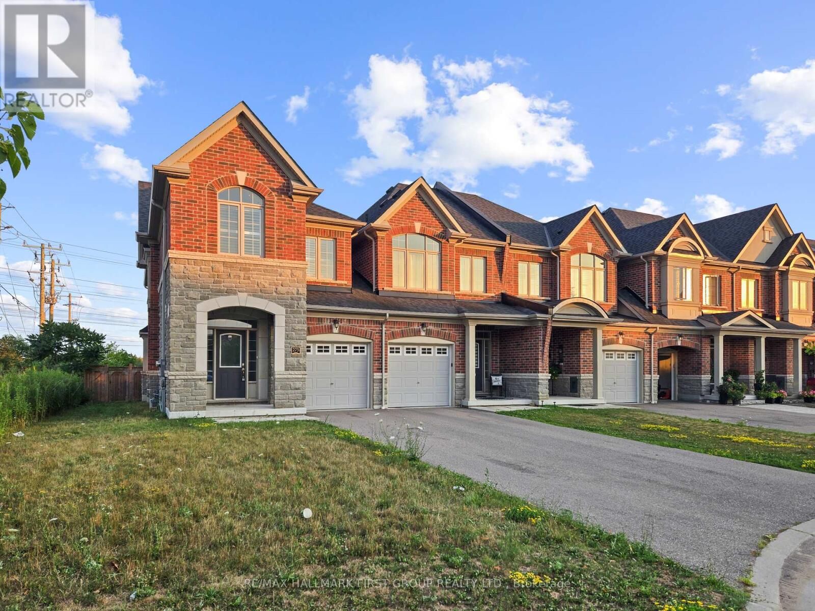 Property Photo: 275 Shadow Place ON L1V 7H7