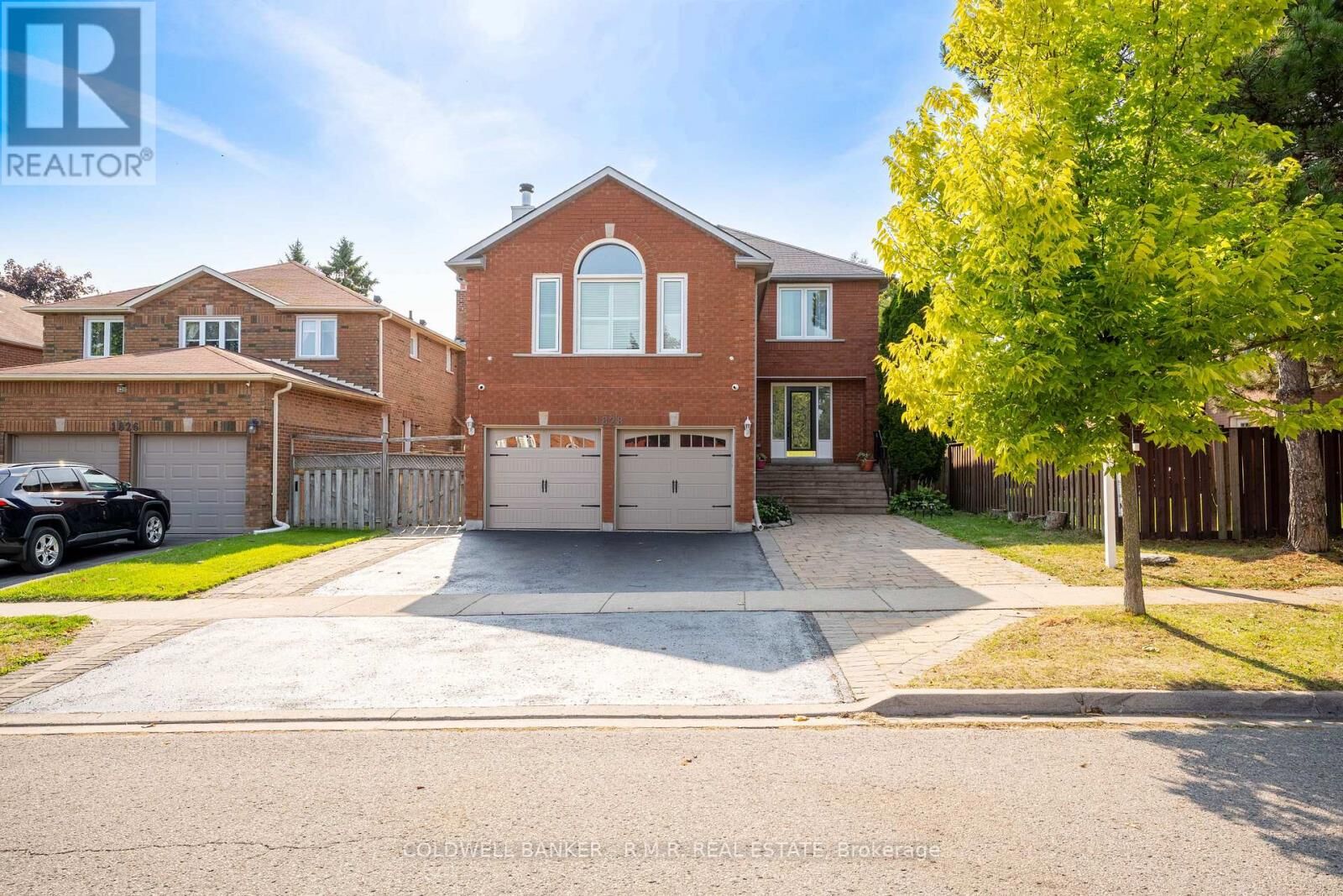 Property Photo: 1828 Westcreek Drive ON L1V 6K2