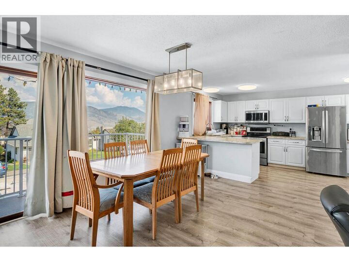 Property Photo:  2727 Qu'Appelle Boulevard  BC V2E 2J9 