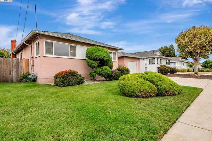 Property Photo:  1315 Mersey Ave  CA 94579 