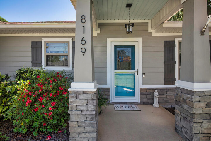 Property Photo: 8169 Tavira Street FL 32566