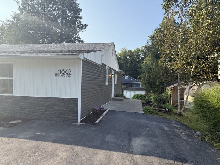 Property Photo:  11867 Highland Avenue  PA 16316 