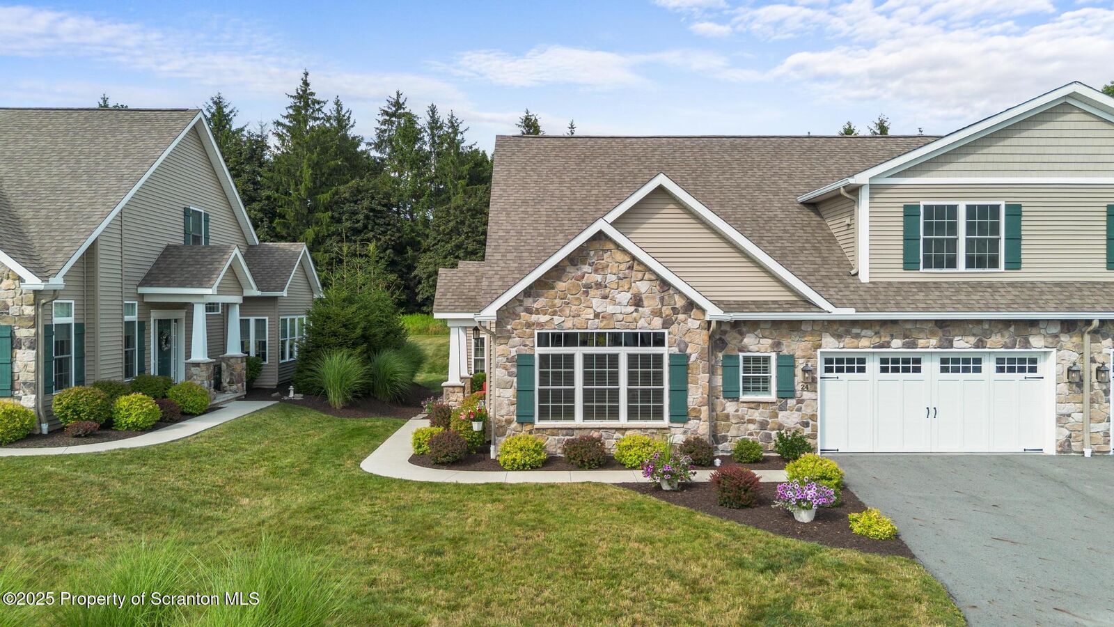 Property Photo: 24 Avalon Road PA 18411