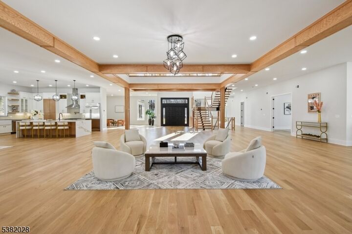Property Photo: 19 Highlander Dr NJ 07076