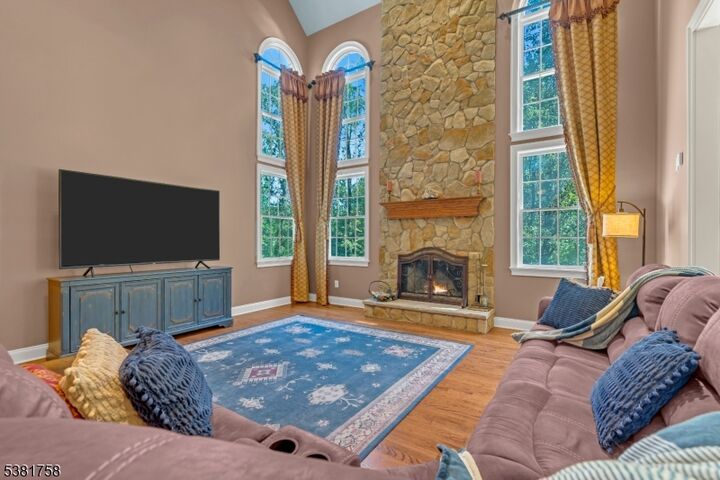 Property Photo: 4 Peach Tree Ln NJ 07930