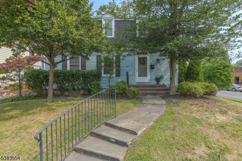 Property Photo: 118 Boyden Ave NJ 07040