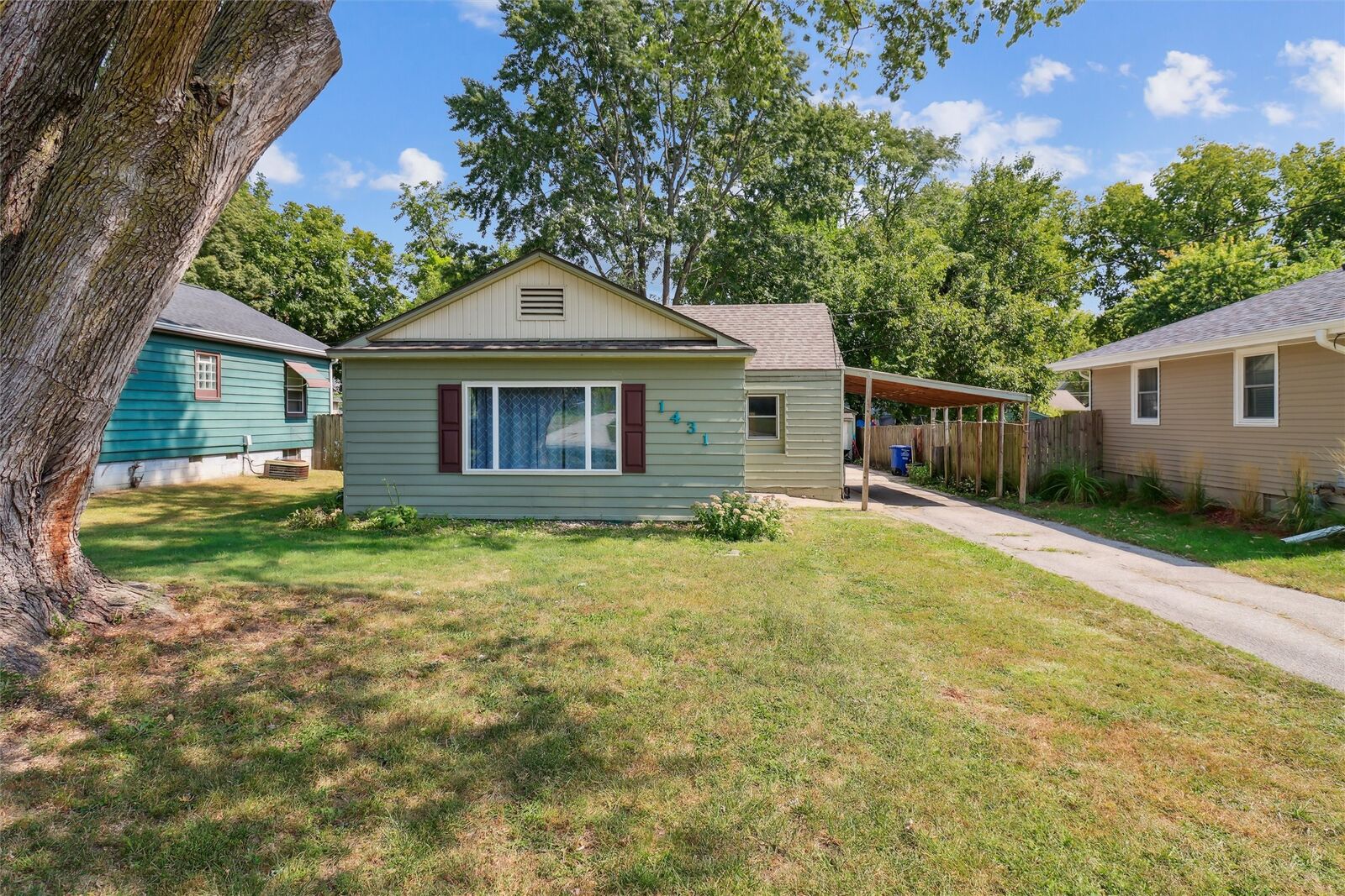 Property Photo:  1431 E 15th Street  IA 50316