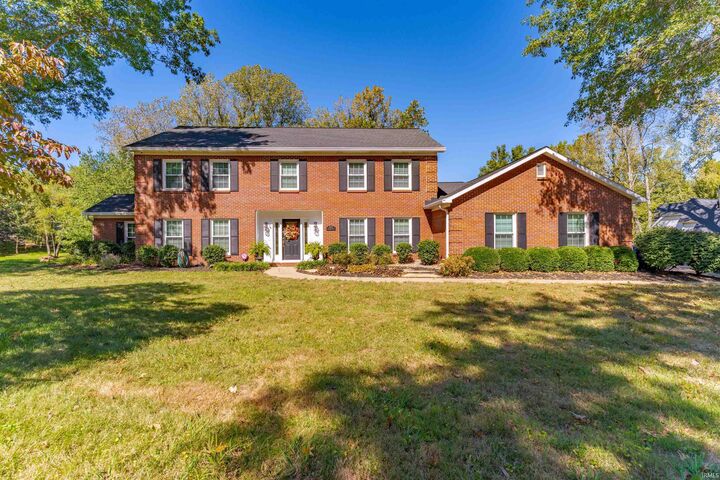 Property Photo: 6433 Hillsgate Court IN 47630