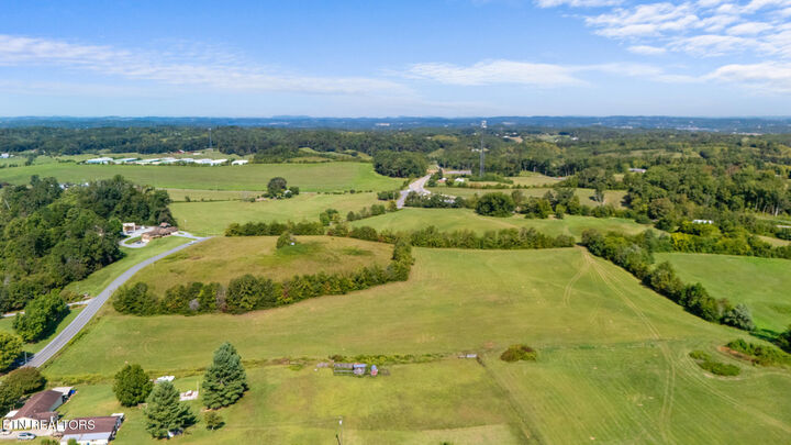 Property Photo: 1 Thomas Cross Rd TN 37876