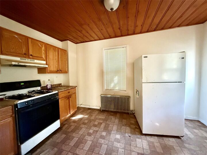 Property Photo: 2-4 Elm Place NY 12601