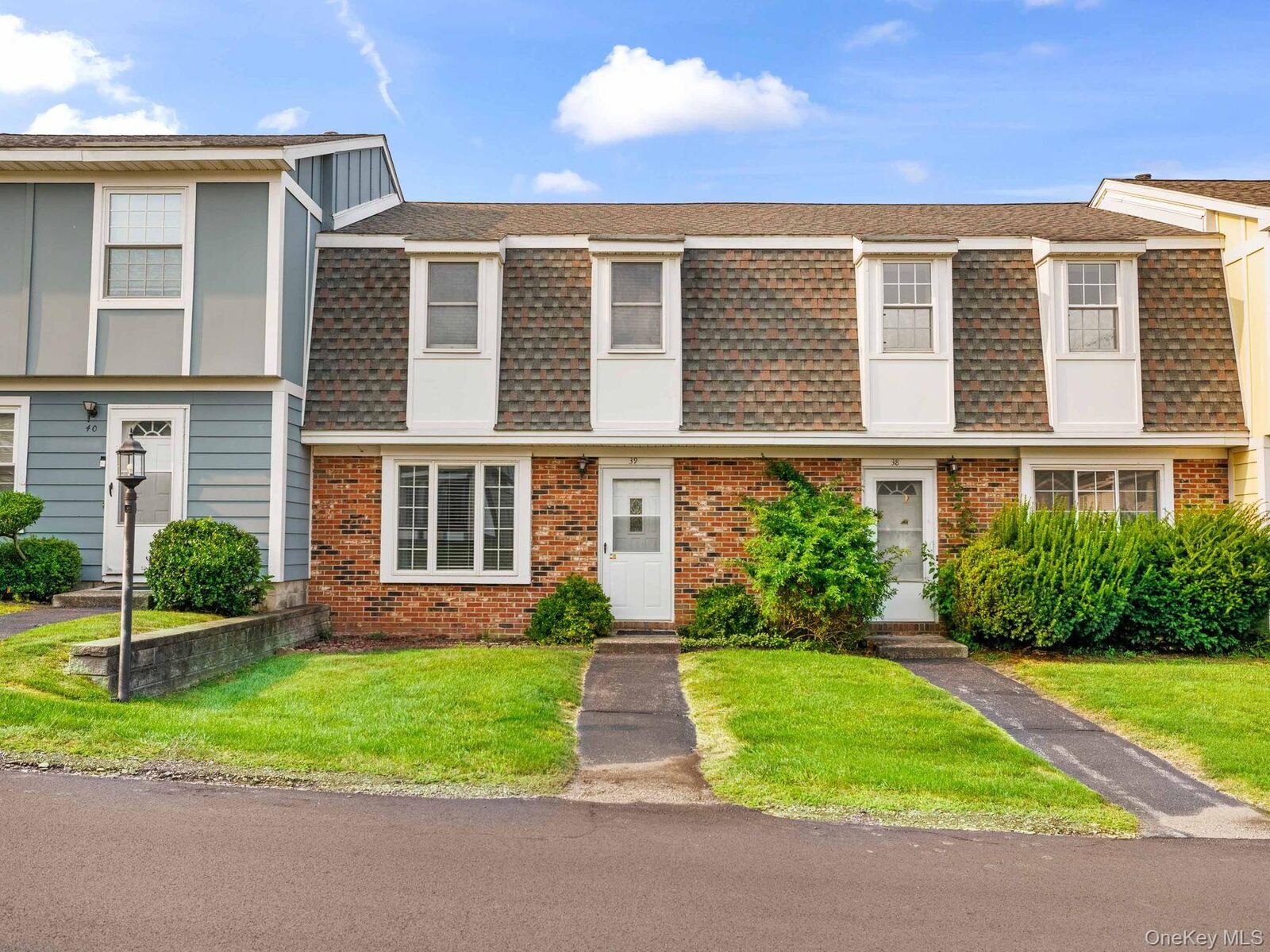 Property Photo:  39 Sunny Brook Circle  NY 12528 