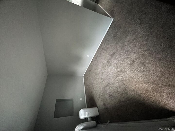 Property Photo:  534 Milligan Lane 3B  NY 11795 