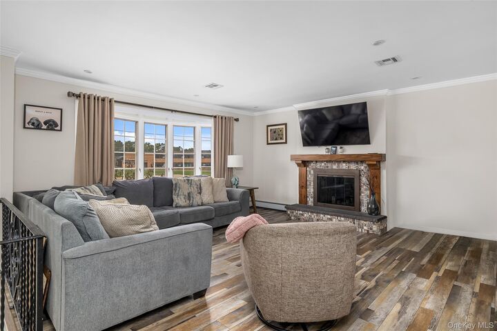 Property Photo:  171 N Albany Avenue  NY 11758 