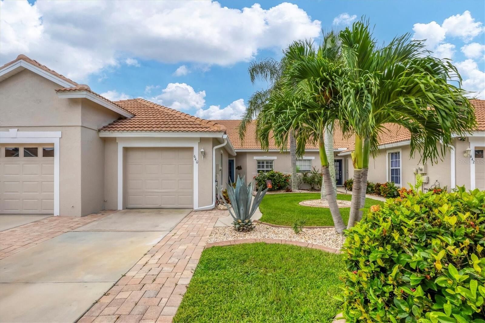 Property Photo:  640 Back Nine Drive  FL 34285 