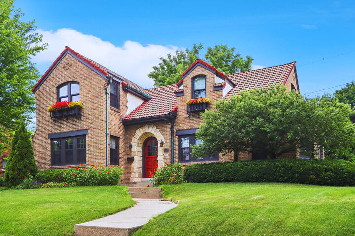 Property Photo:  6304 Upper Pkwy  WI 53213