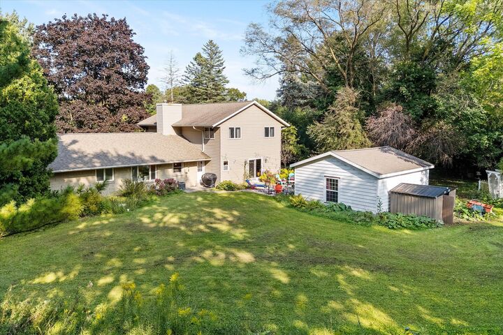 Property Photo:  1339 Cedar Creek Pkwy  WI 53024 