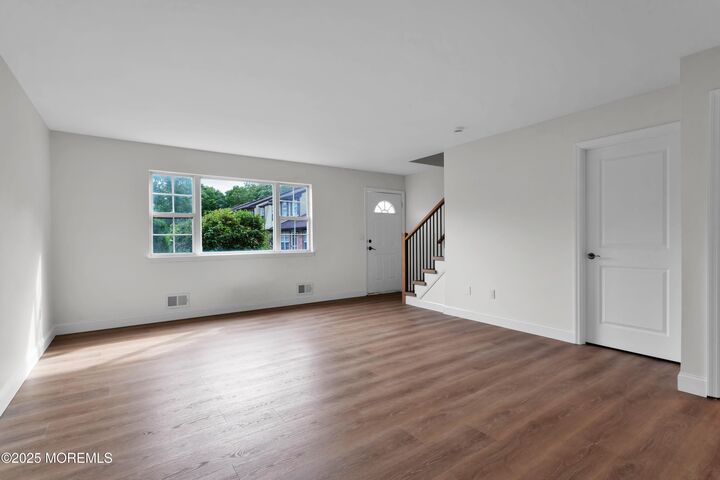 Property Photo:  41 Kitty Court  NJ 08724 