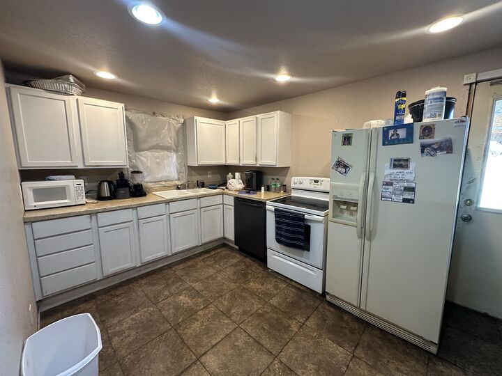 Property Photo: 1223 6th Avenue SD 57717